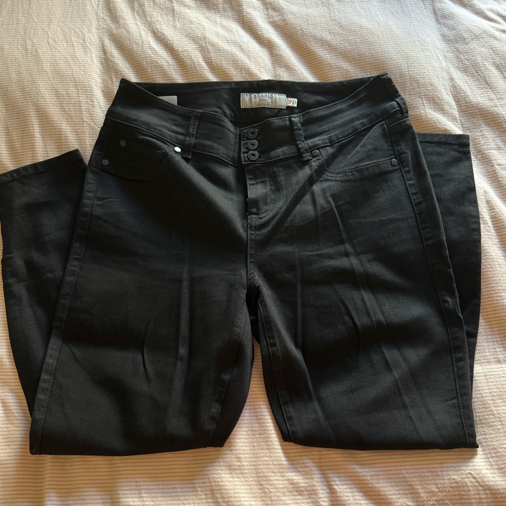 EUC Torrid Black Jeans